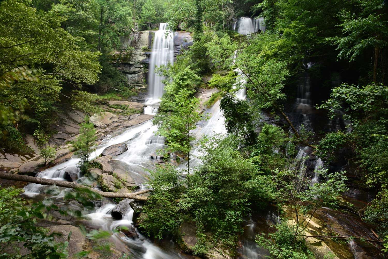 Outdoor Water Attractions to Visit this Summer Across the Upstate